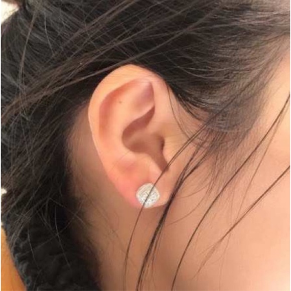 New Diamond 1/10 ct sterling silver earning - Picture 3 of 13